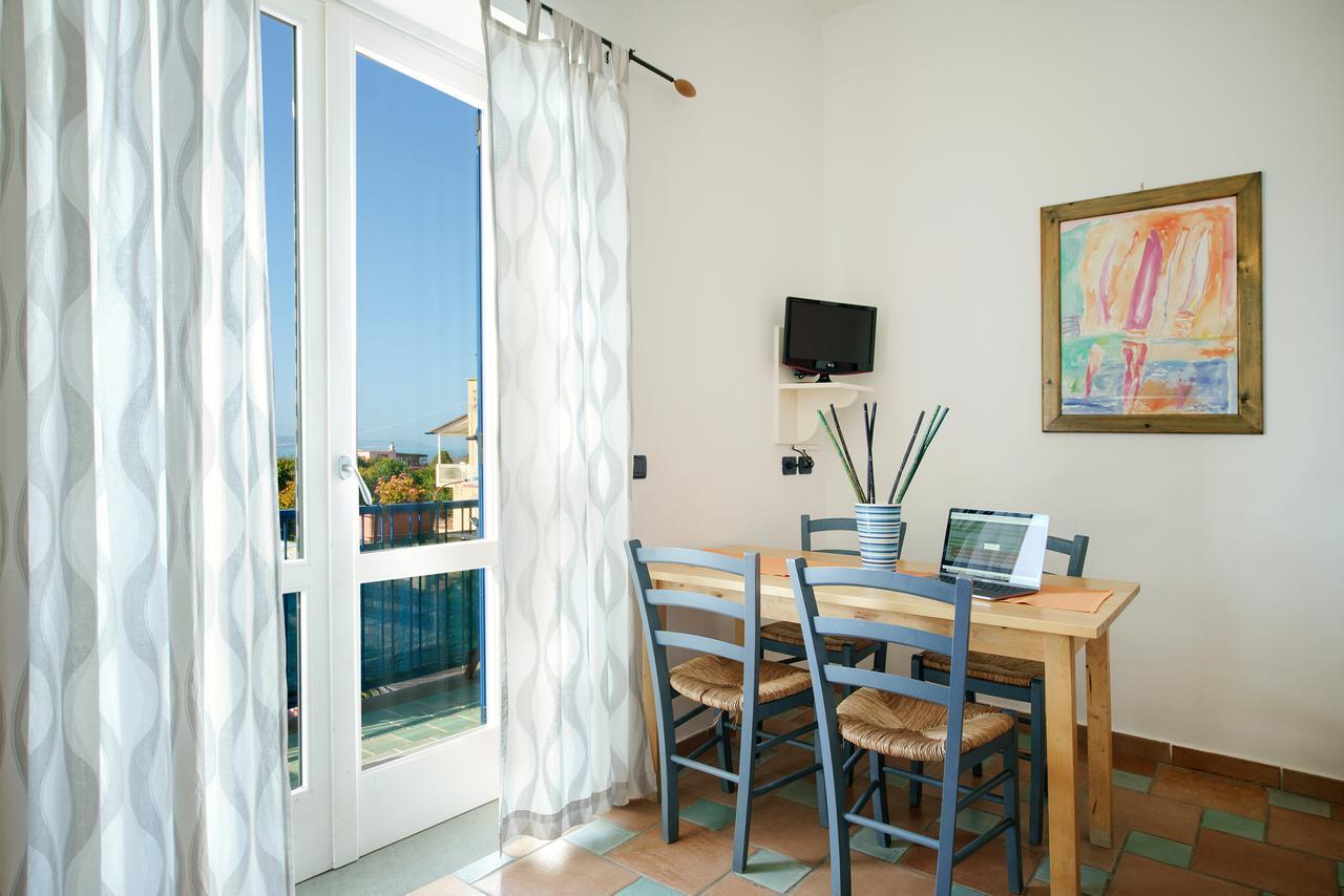 Gioia 37 Apartments Procida Exteriör bild